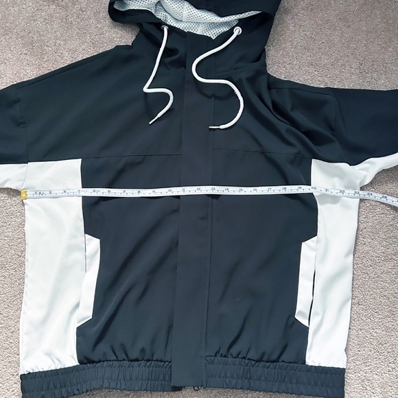 Bebe Black and White Women's hooded windbreaker Jacket - Picture 13 of 14